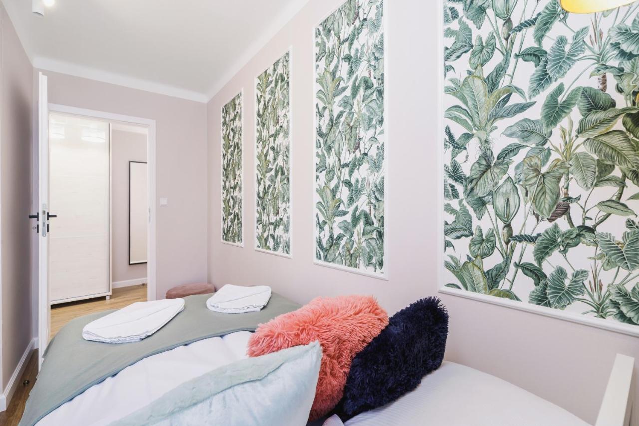 Apartament Przy Bulwarach Wislanych Kosciuszki By Noclegi Renters คราคูฟ ภายนอก รูปภาพ