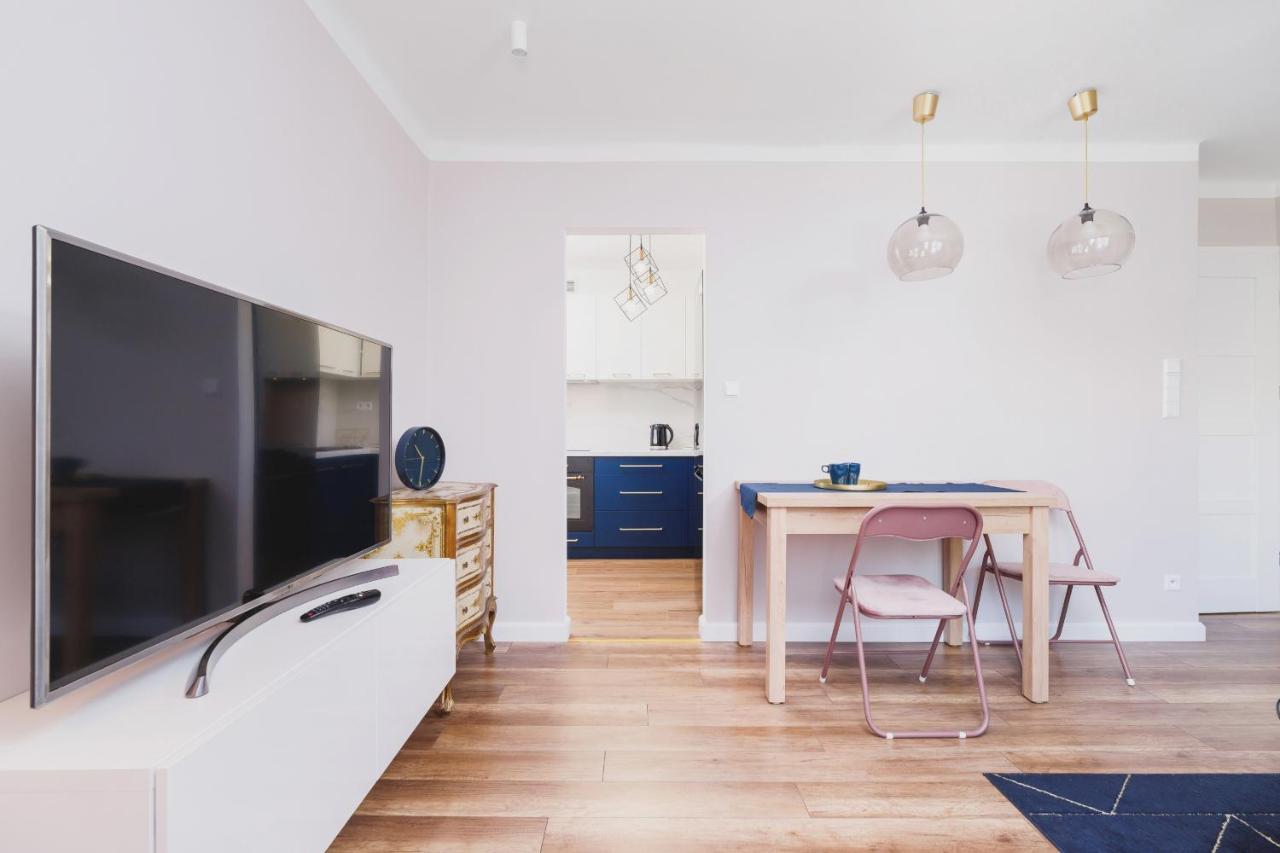 Apartament Przy Bulwarach Wislanych Kosciuszki By Noclegi Renters คราคูฟ ภายนอก รูปภาพ